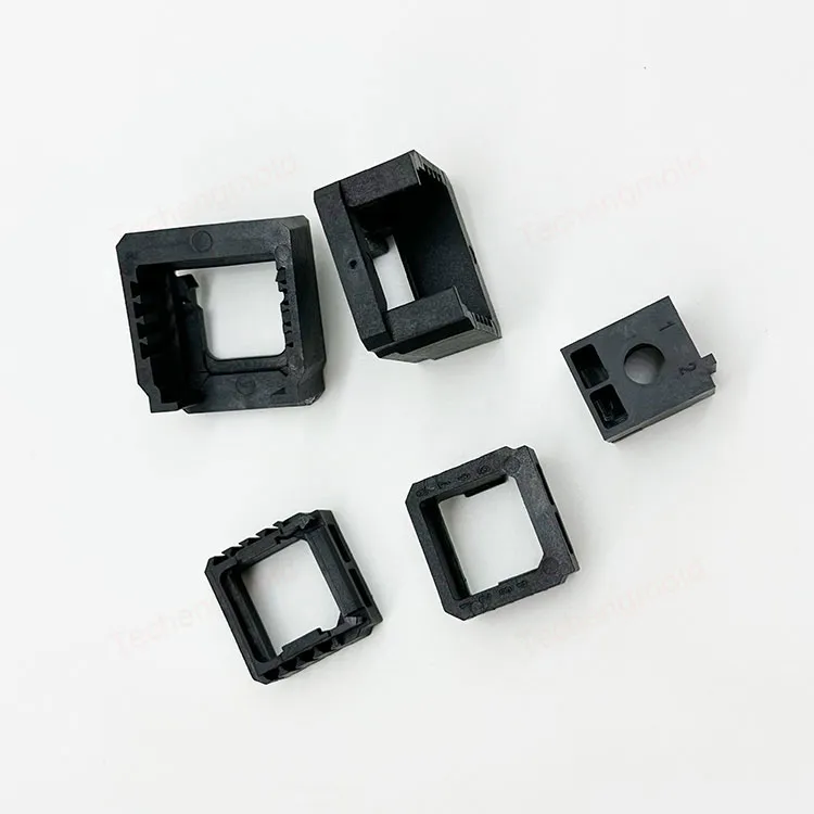 特诚科技PA66精密注塑件实拍 1